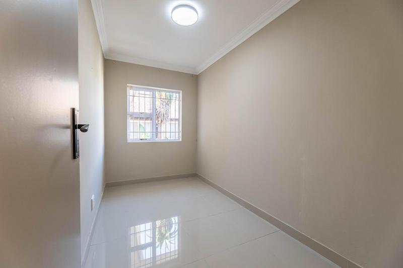 6 Bedroom Property for Sale in Melkbosstrand Western Cape